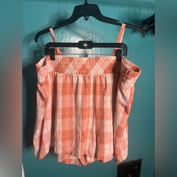 SET Torrid Seersucker Bralette & Pull-On Mid-Rise Short 5’’ NWT cottage core - Picture 4 of 6